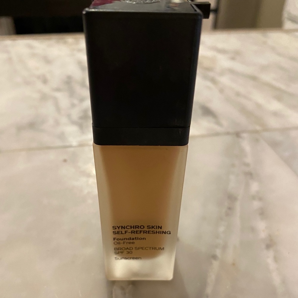 Shiseido synchro skin self-refreshing foundation